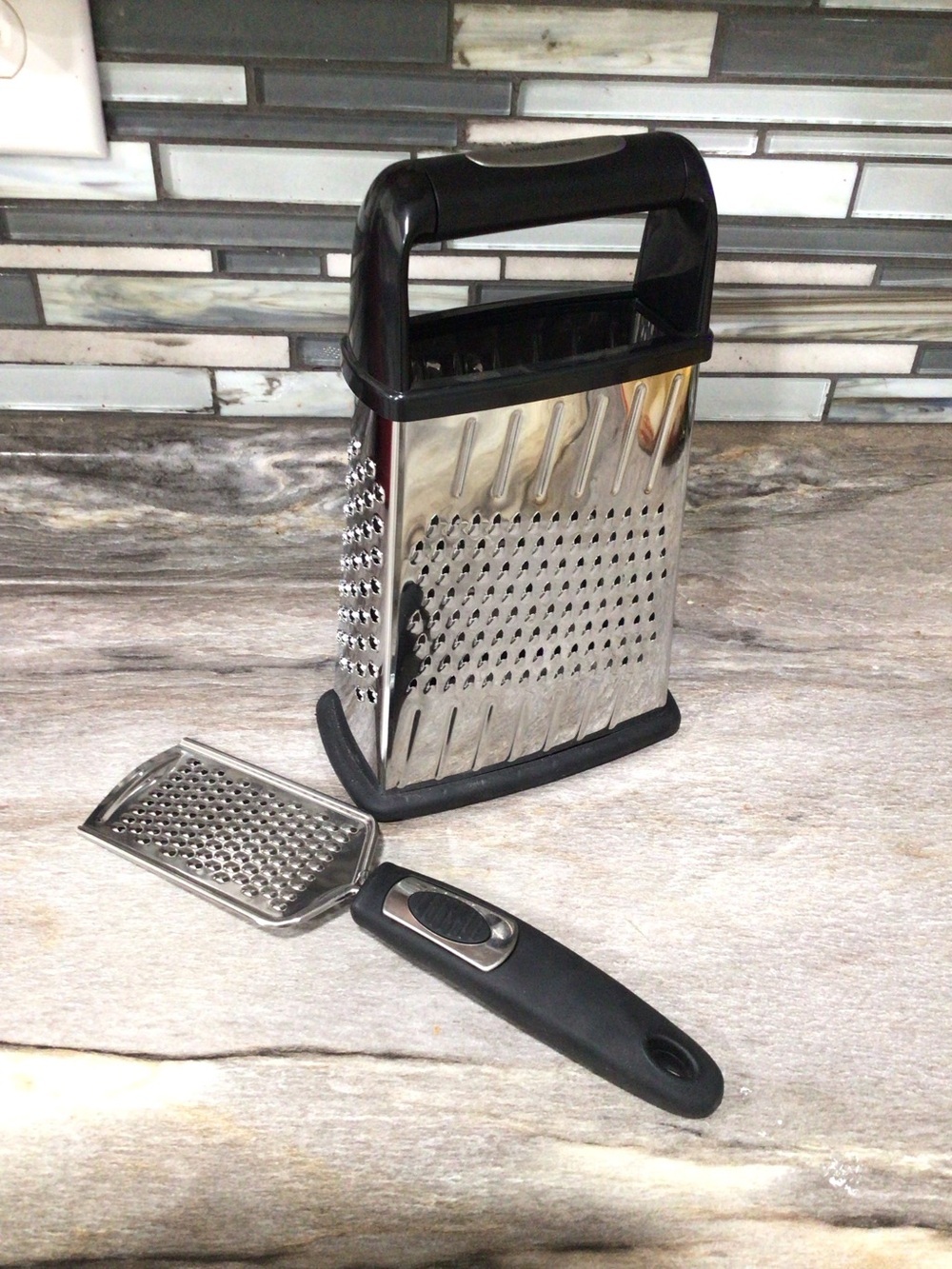 Farberware 2pc Stainless Steel Cheese Grater Set Box Grater Handheld Soft Grip.